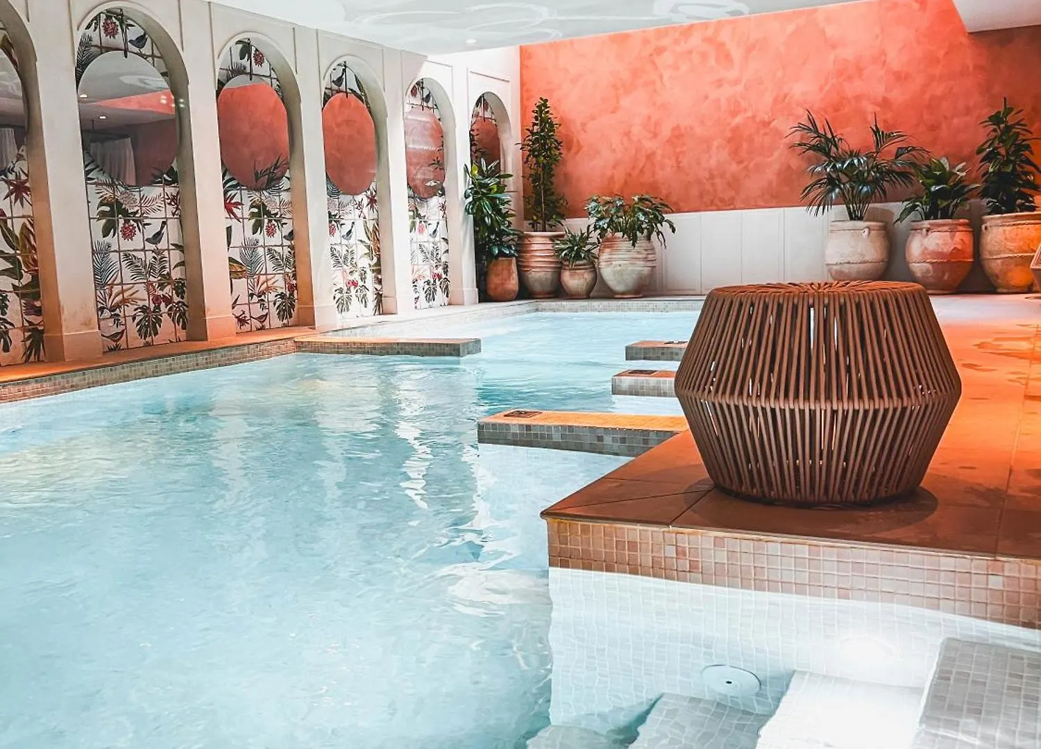 Bloom House & Hotel
