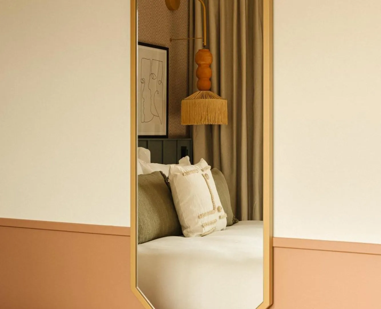 Hotel Bloom House &